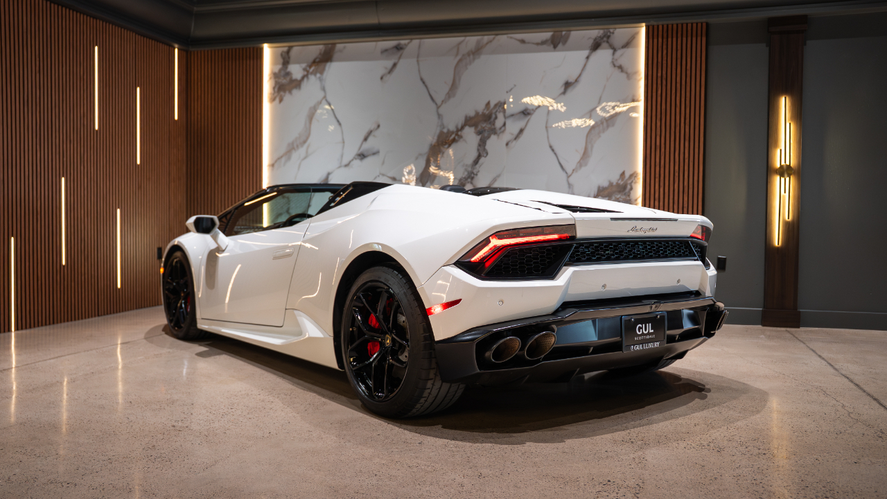 Lamborghini Huracan  2017