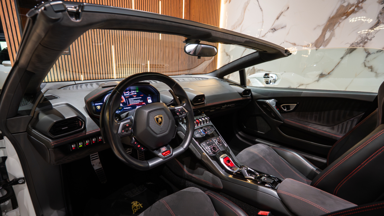 Lamborghini Huracan  2017
