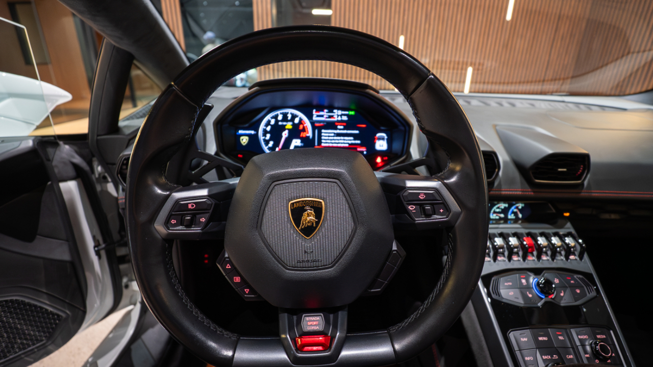 Lamborghini Huracan  2017