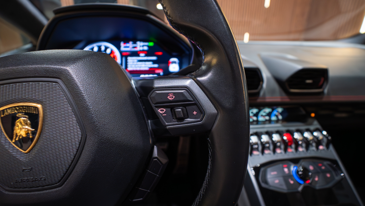 Lamborghini Huracan  2017