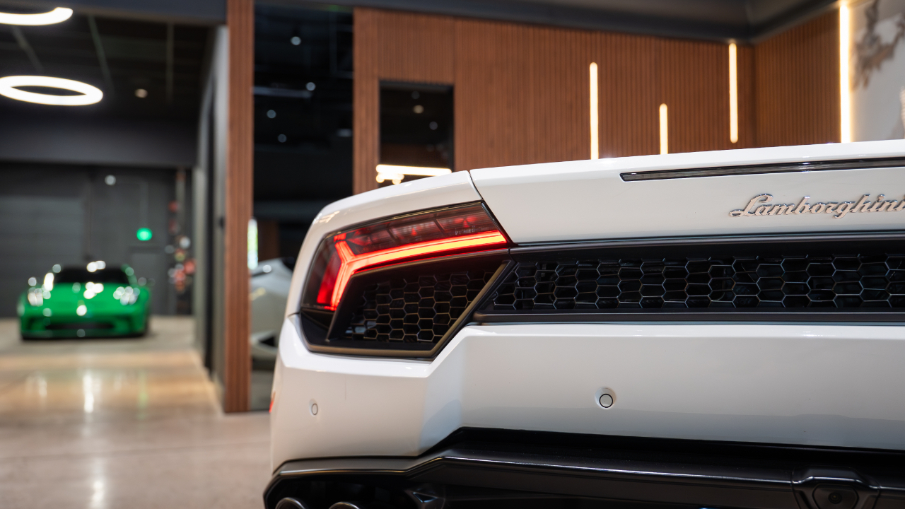Lamborghini Huracan  2017