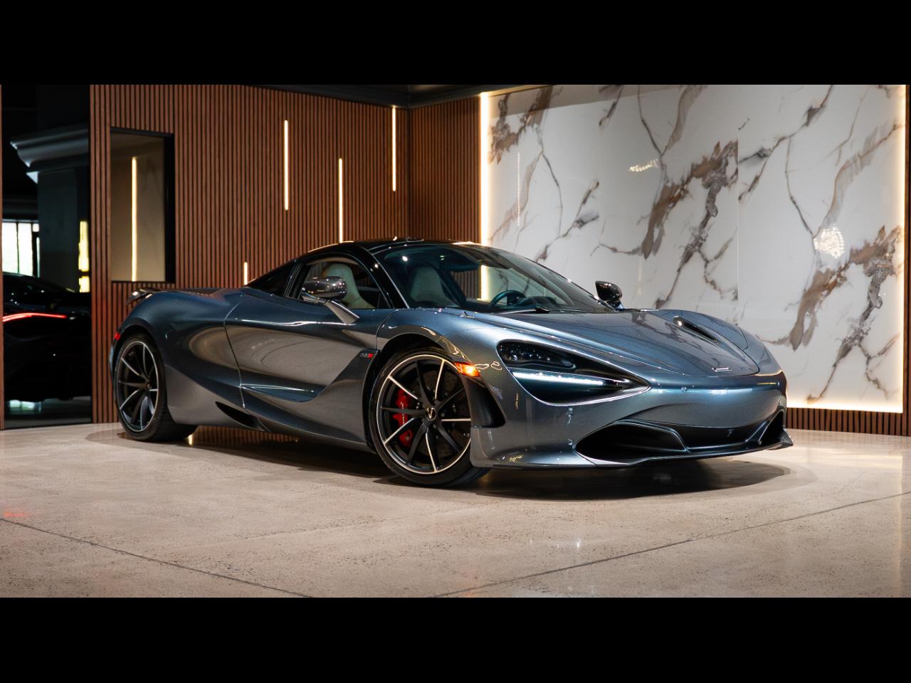 2018 McLaren 720s Luxury Coupe