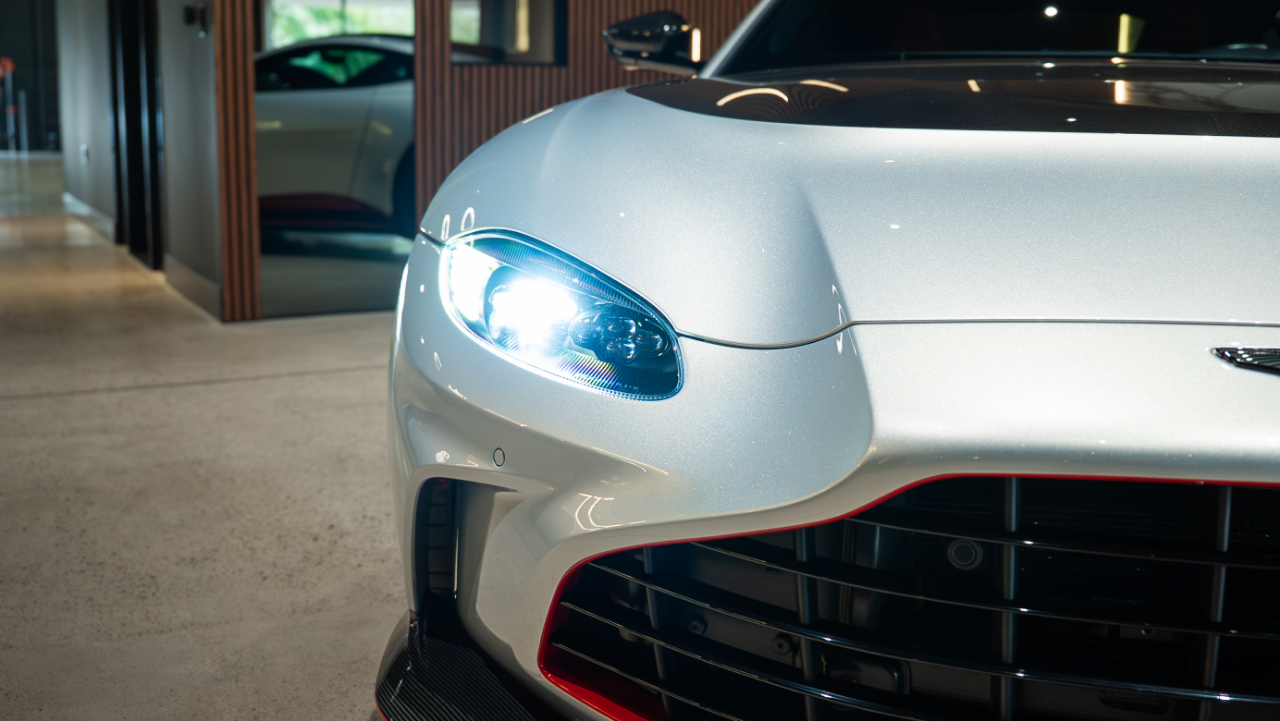 Aston Martin Vantage  2023