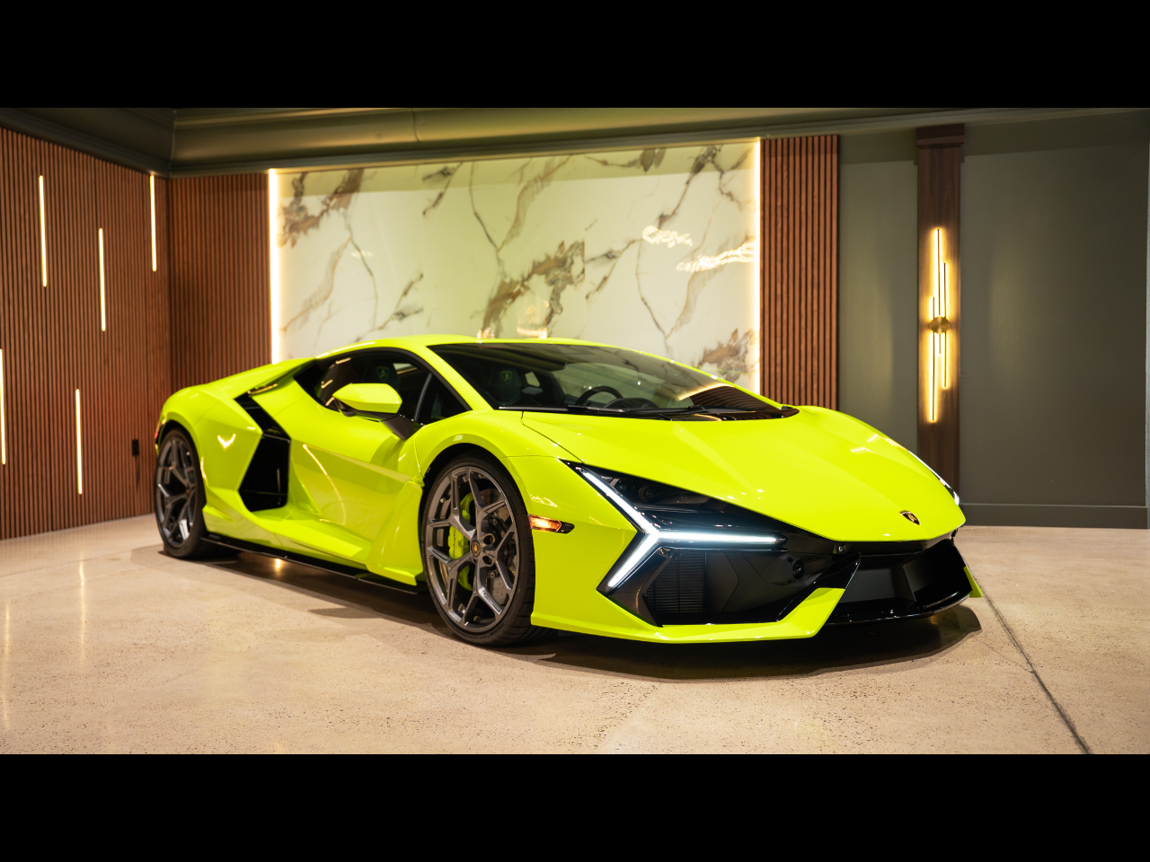 Lamborghini Revuelto Coupe 2025