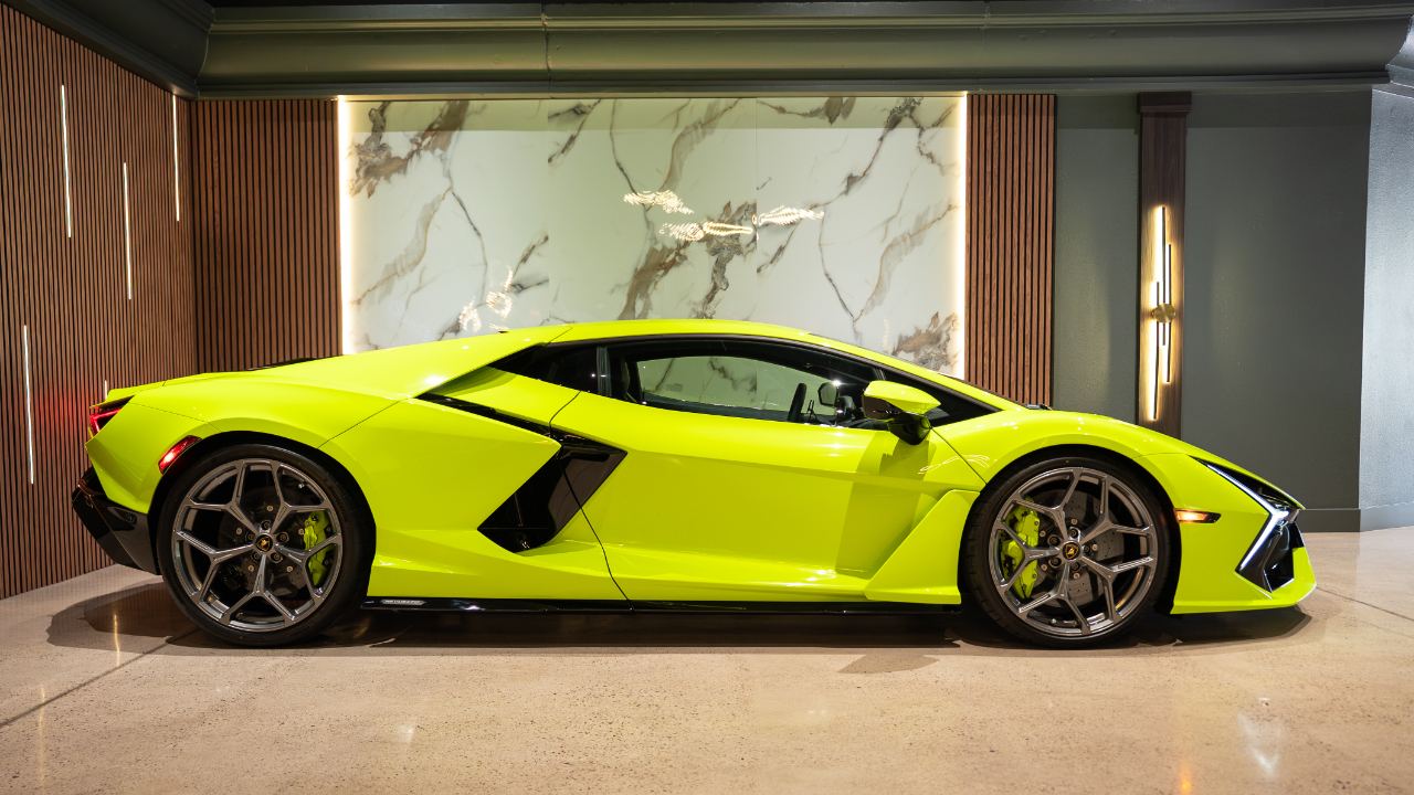 Lamborghini Revuelto Coupe 2025