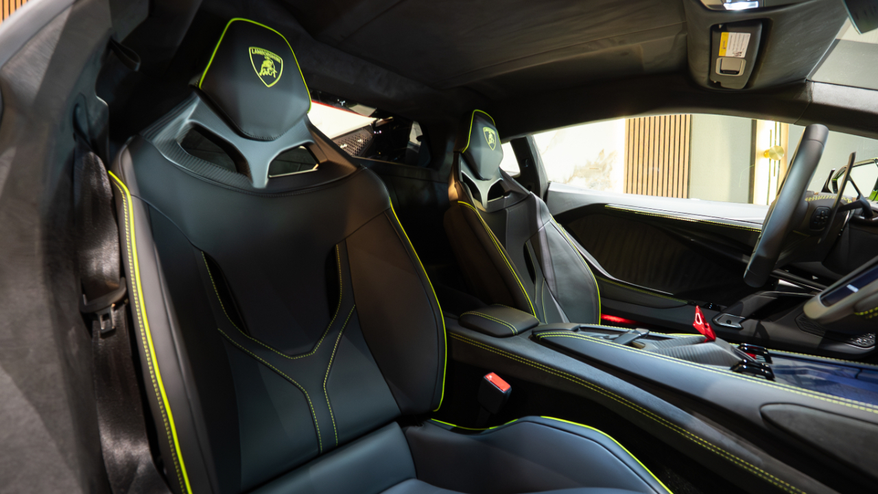 Lamborghini Revuelto Coupe 2025