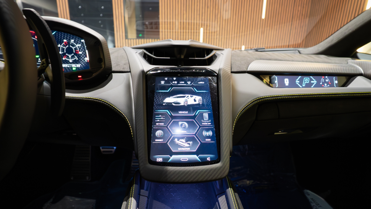 Lamborghini Revuelto Coupe 2025