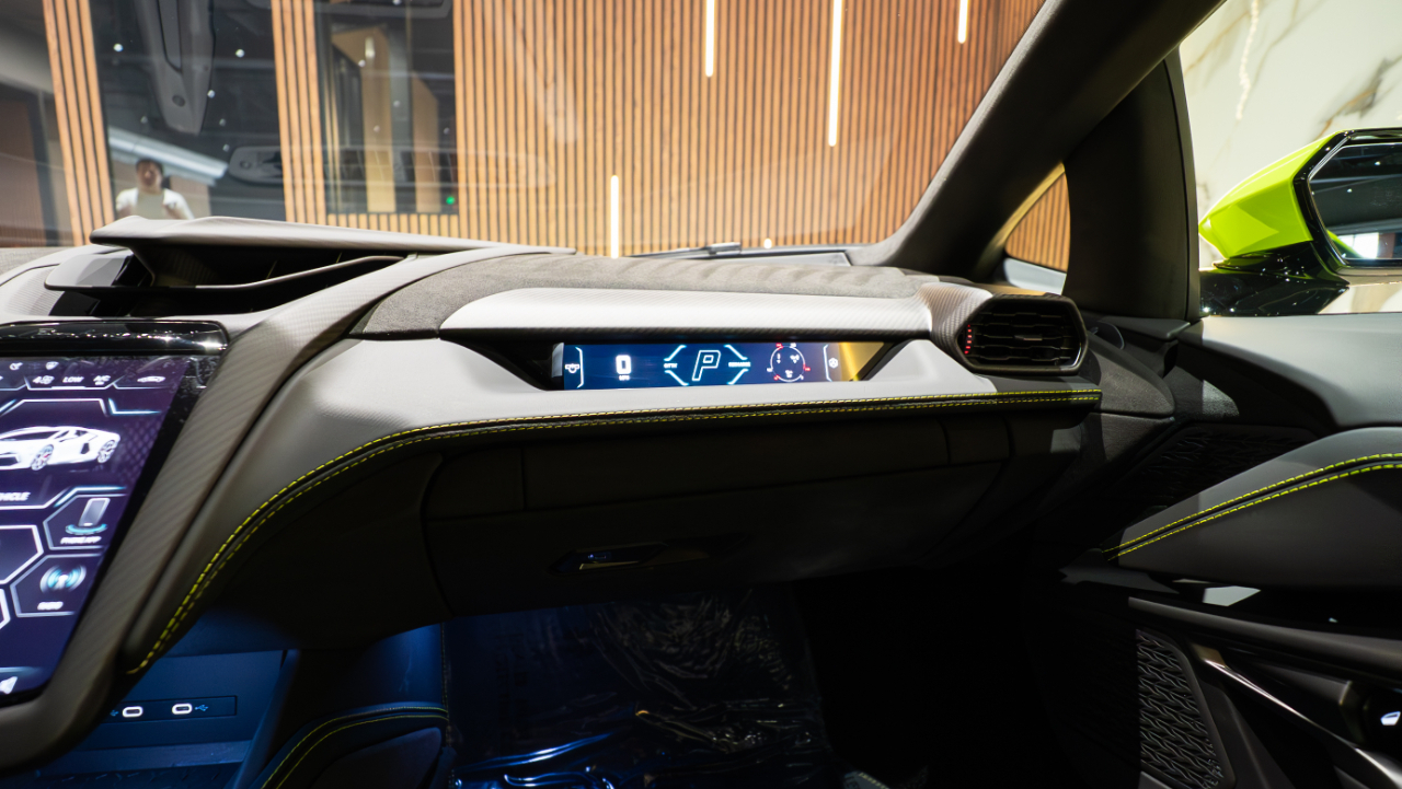 Lamborghini Revuelto Coupe 2025