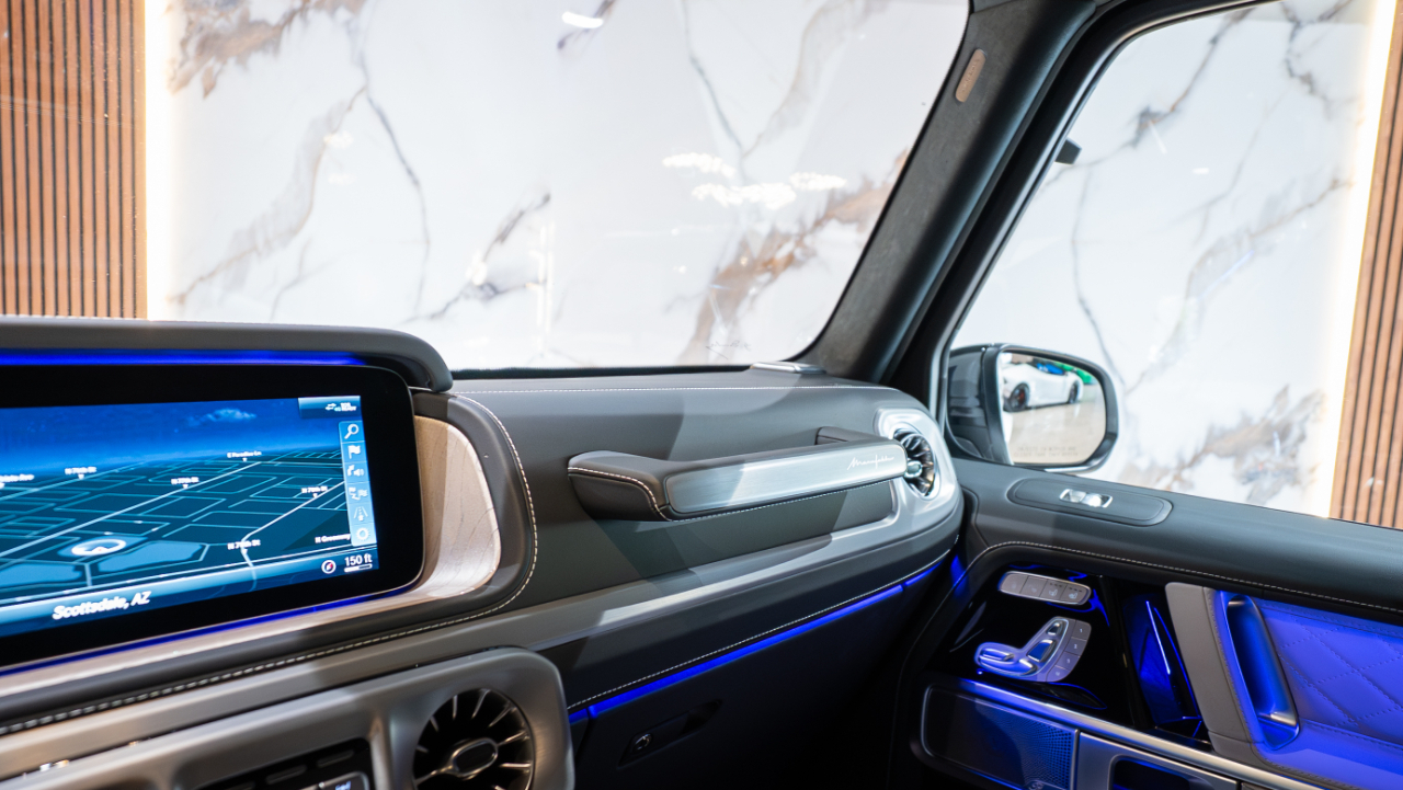Mercedes-Benz G-Class  2024
