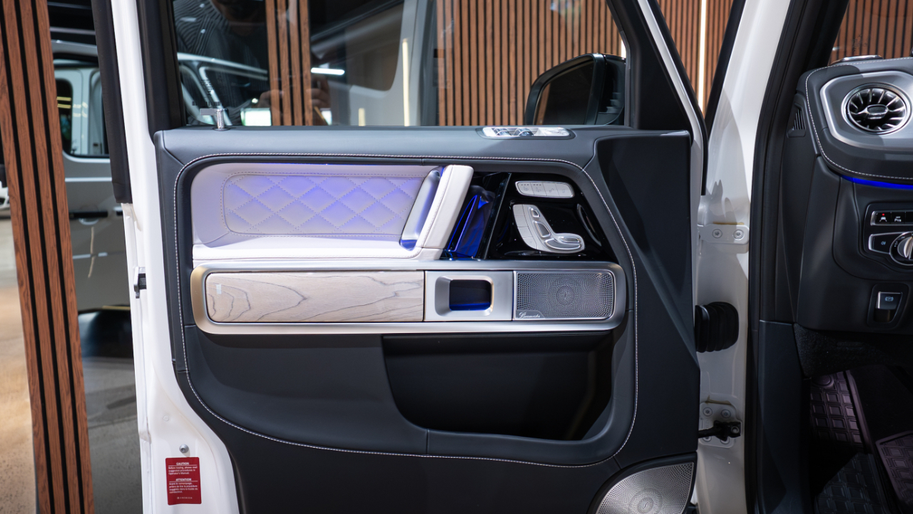 Mercedes-Benz G-Class  2024