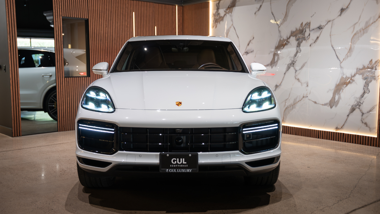 Porsche Cayenne E-Hybrid  2022