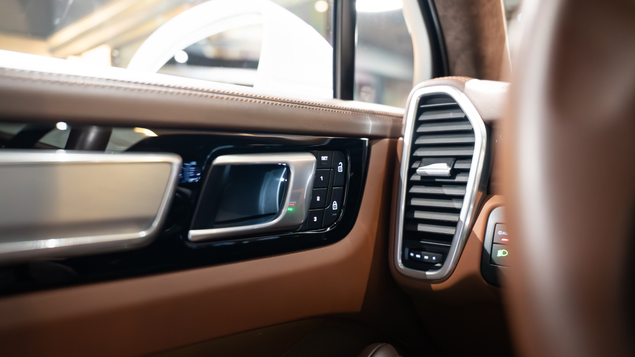 Porsche Cayenne E-Hybrid  2022