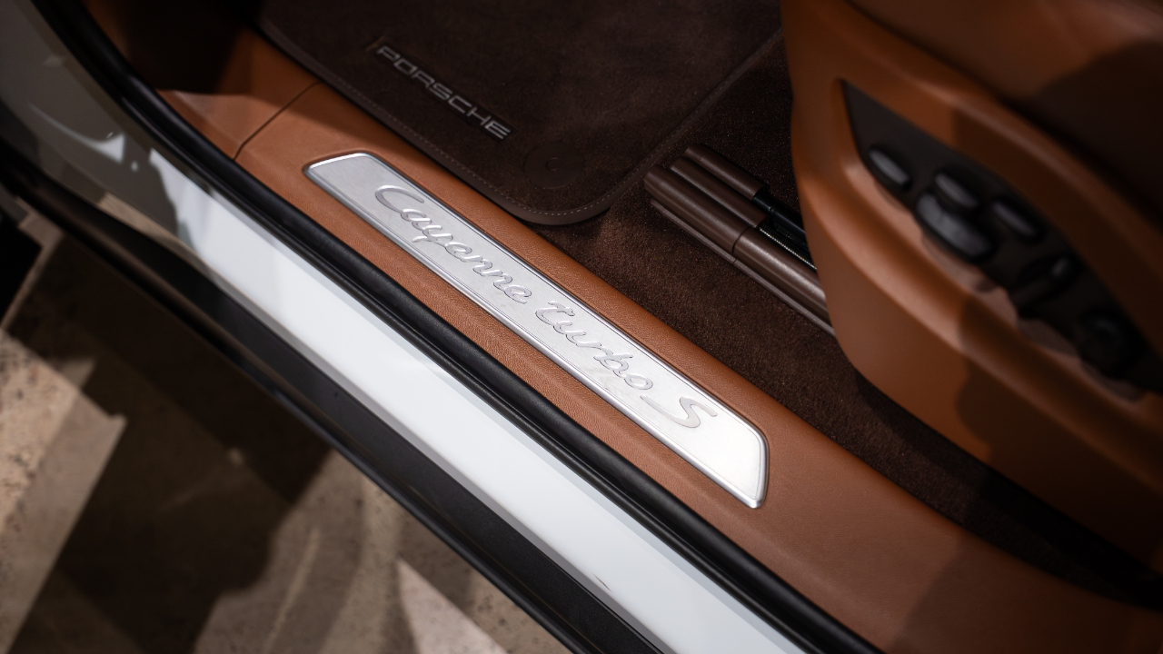 Porsche Cayenne E-Hybrid  2022