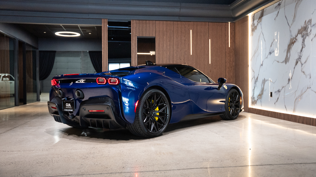 Ferrari SF90 Stradale Coupe 2023