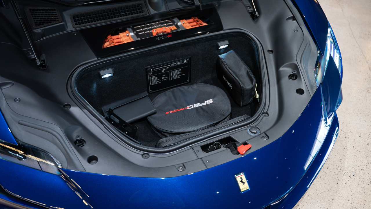 Ferrari SF90 Stradale Coupe 2023
