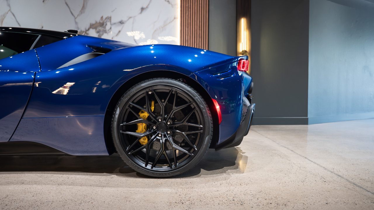 Ferrari SF90 Stradale Coupe 2023
