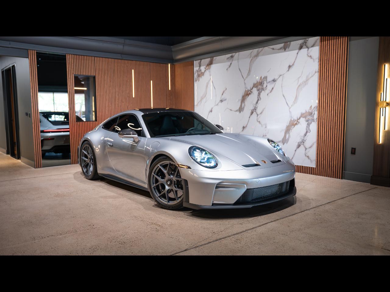 2026 Porsche 911 GT3 Coupe w/Touring Package