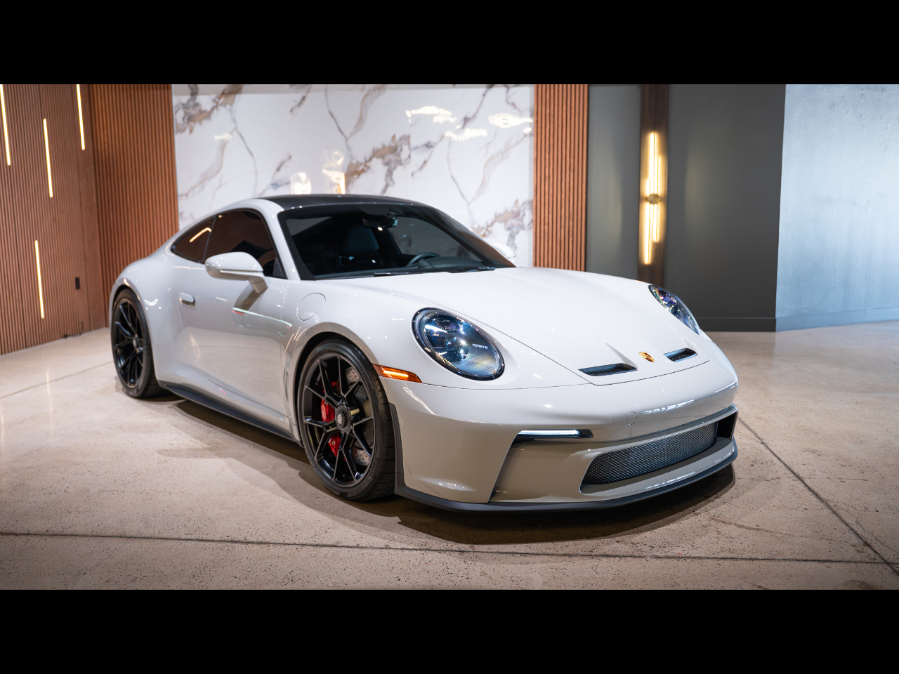 Porsche 911 GT3 Coupe w/Touring Package 2023