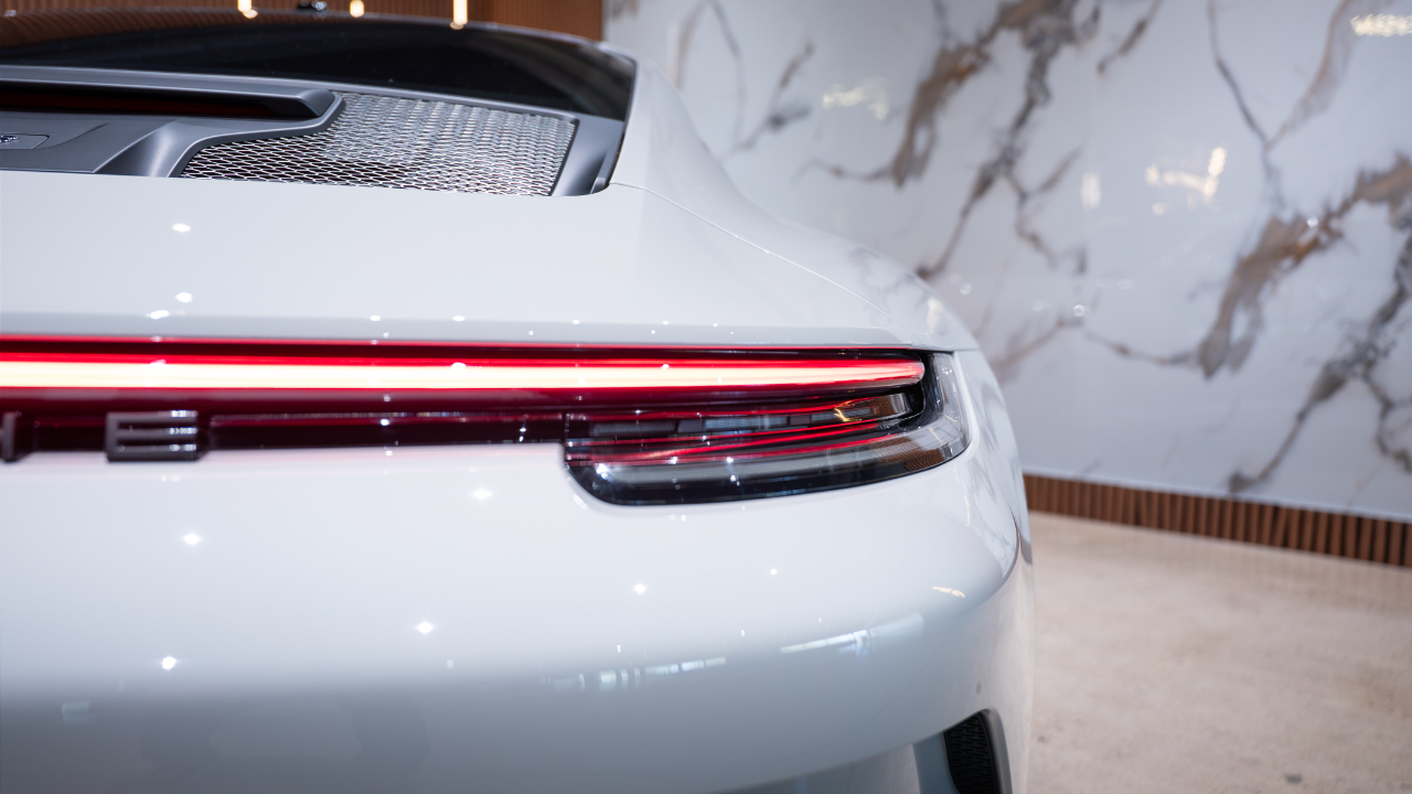 Porsche 911 GT3 Coupe w/Touring Package 2023