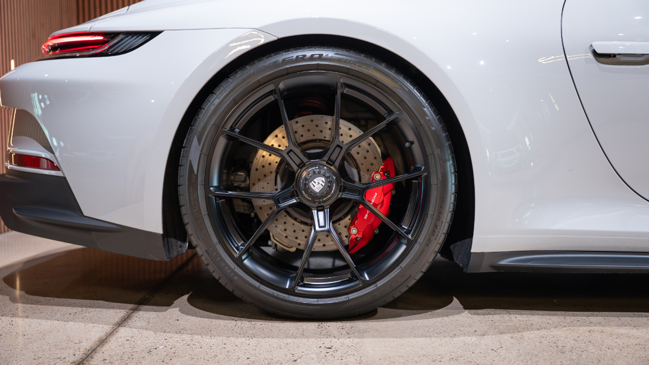 Porsche 911 GT3 Coupe w/Touring Package 2023