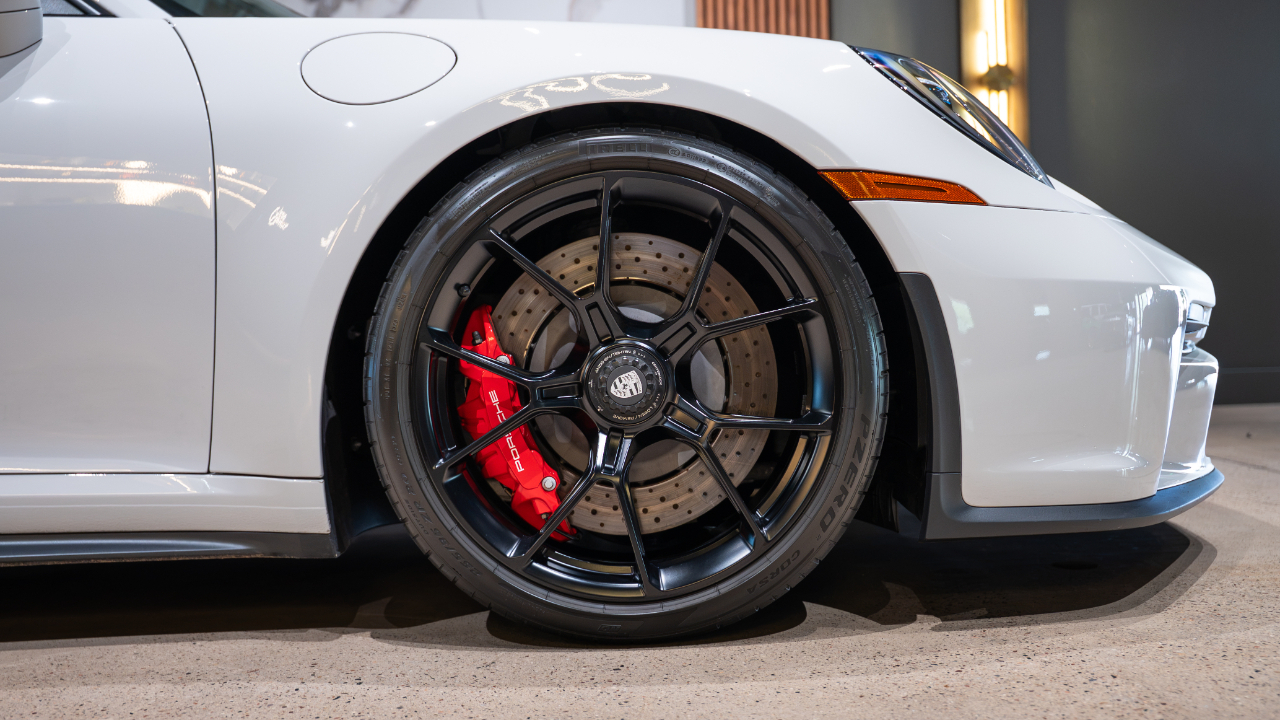 Porsche 911 GT3 Coupe w/Touring Package 2023
