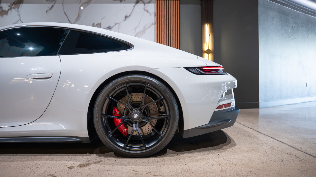 Porsche 911 GT3 Coupe w/Touring Package 2023