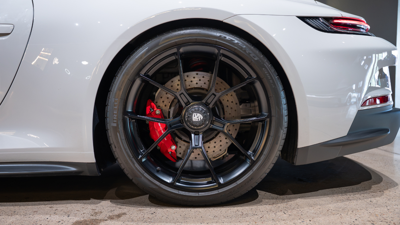 Porsche 911 GT3 Coupe w/Touring Package 2023