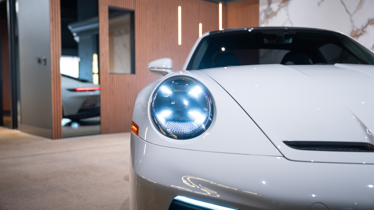 Porsche 911 GT3 Coupe w/Touring Package 2023