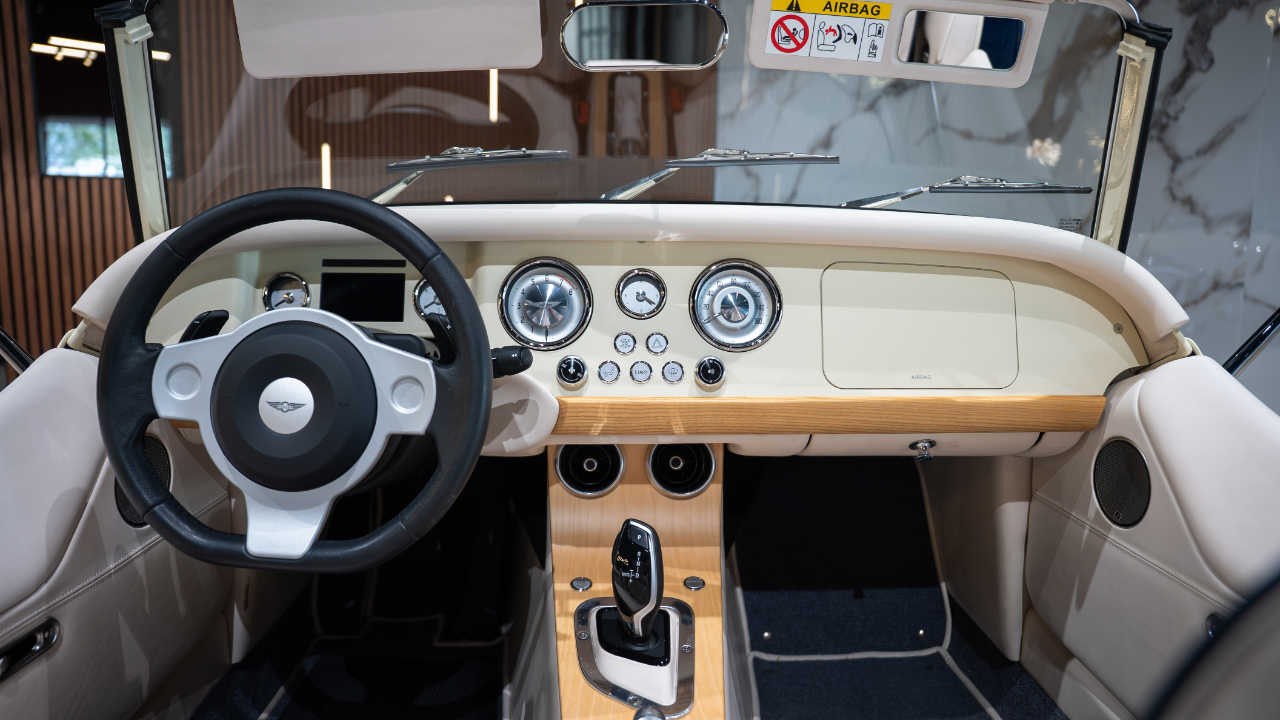 Morgan Plus 4  2025