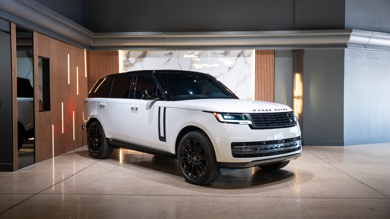Land Rover Range Rover P530 SE LWB 7 Seat 2025