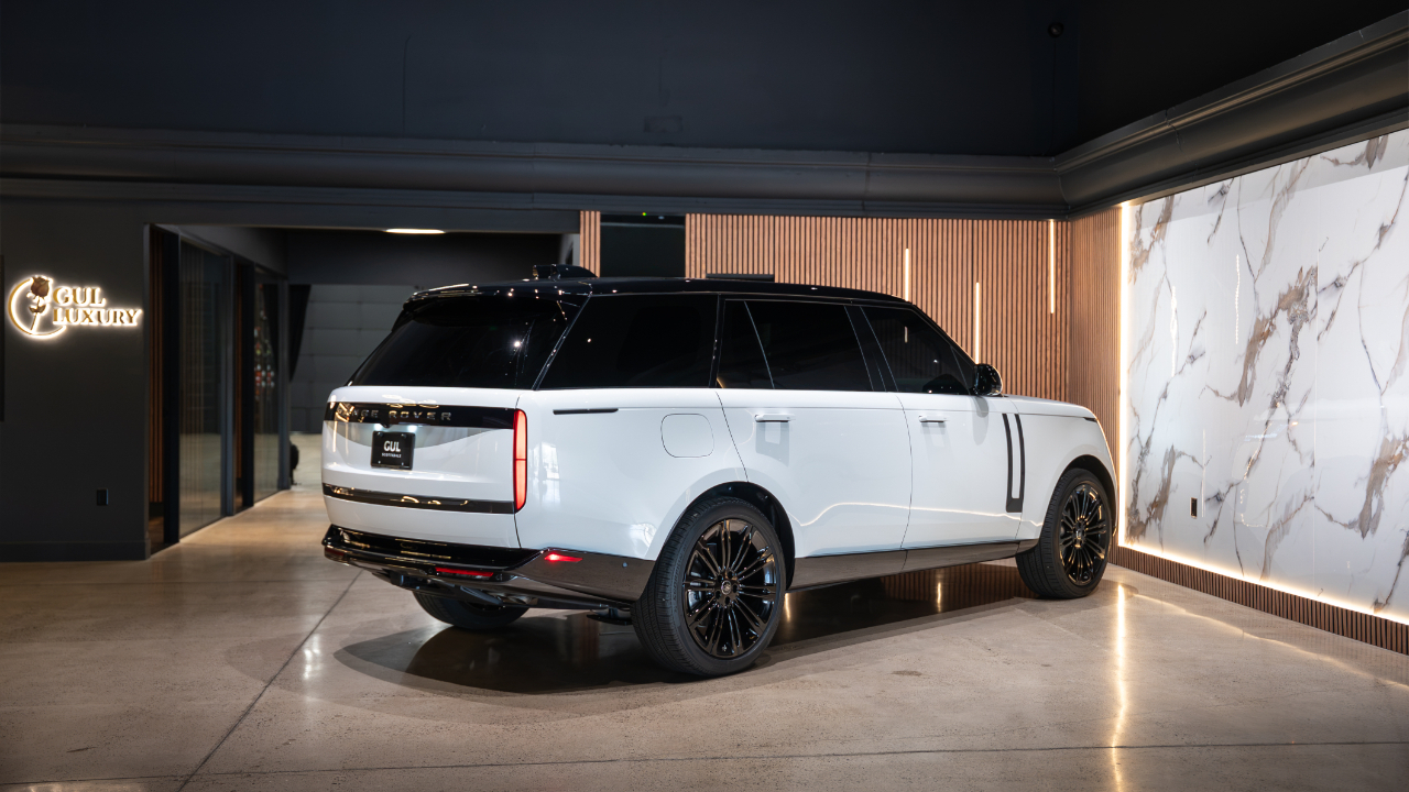 Land Rover Range Rover P530 SE LWB 7 Seat 2025