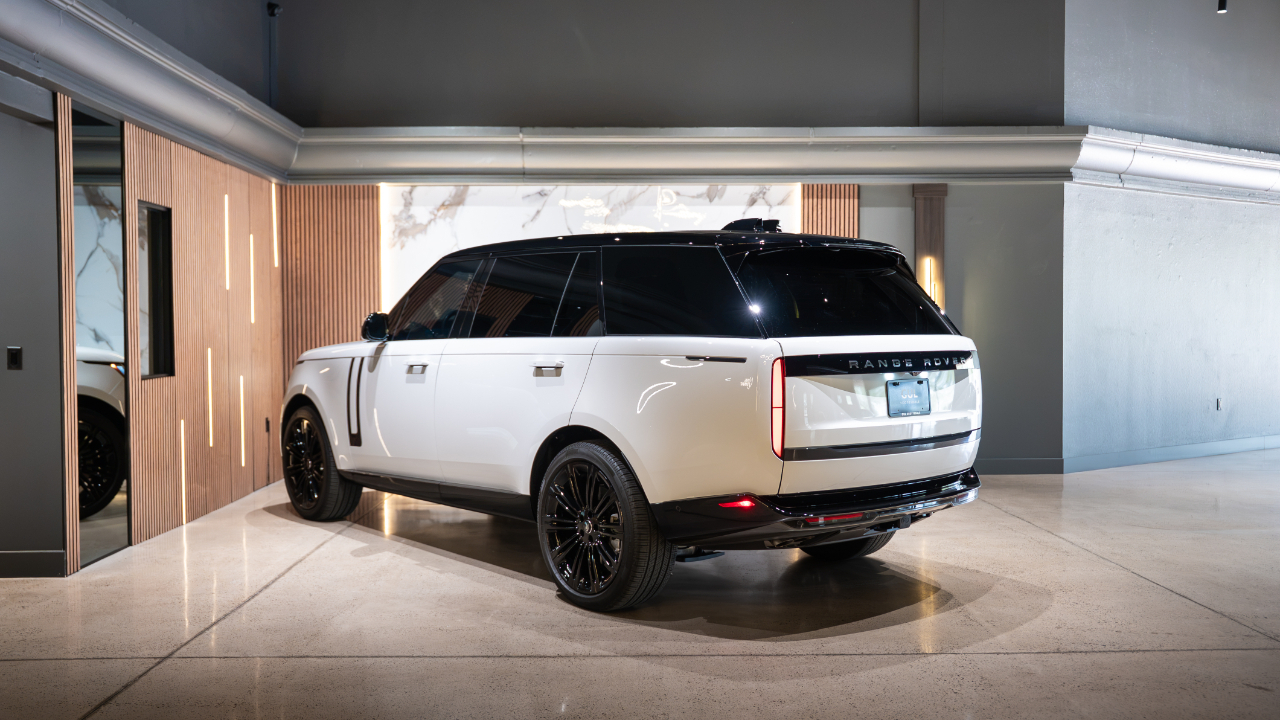 Land Rover Range Rover P530 SE LWB 7 Seat 2025