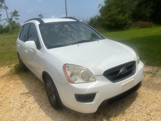 White 2008 Kia Rondo LX SUV / Crossover Front-Wheel Drive Automatic