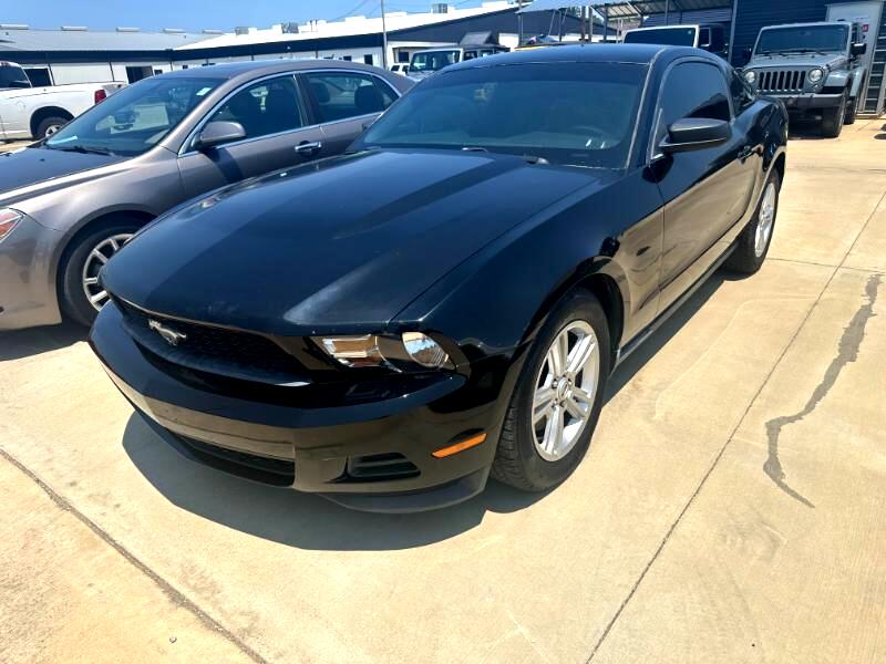Ford Mustang  2011 Ford Mustang  2011