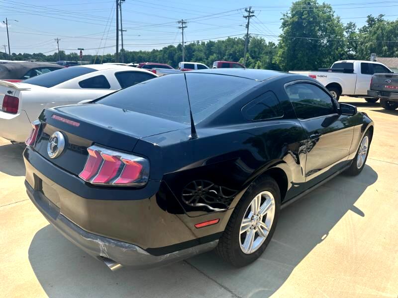 Ford Mustang  2011 Ford Mustang  2011