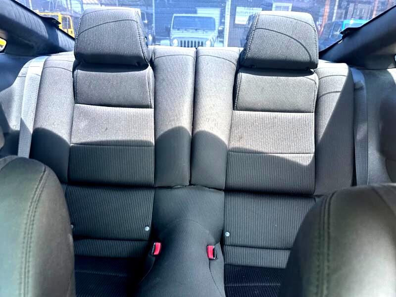 Ford Mustang  2011 Ford Mustang  2011