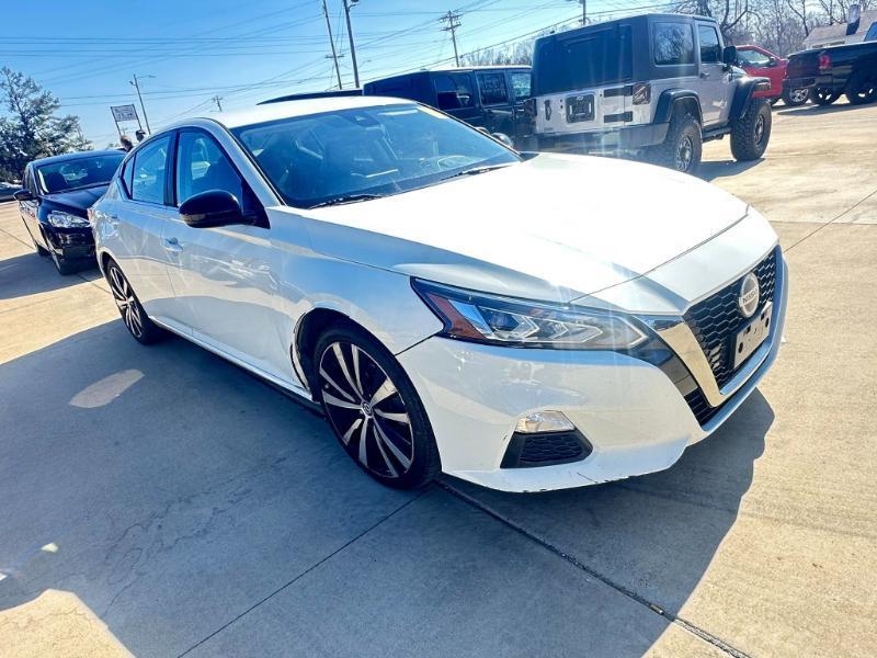 2020 Nissan Altima SR