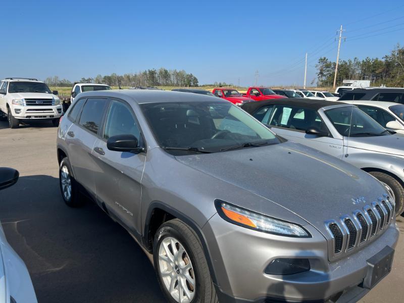 2015 Jeep Cherokee SPORT