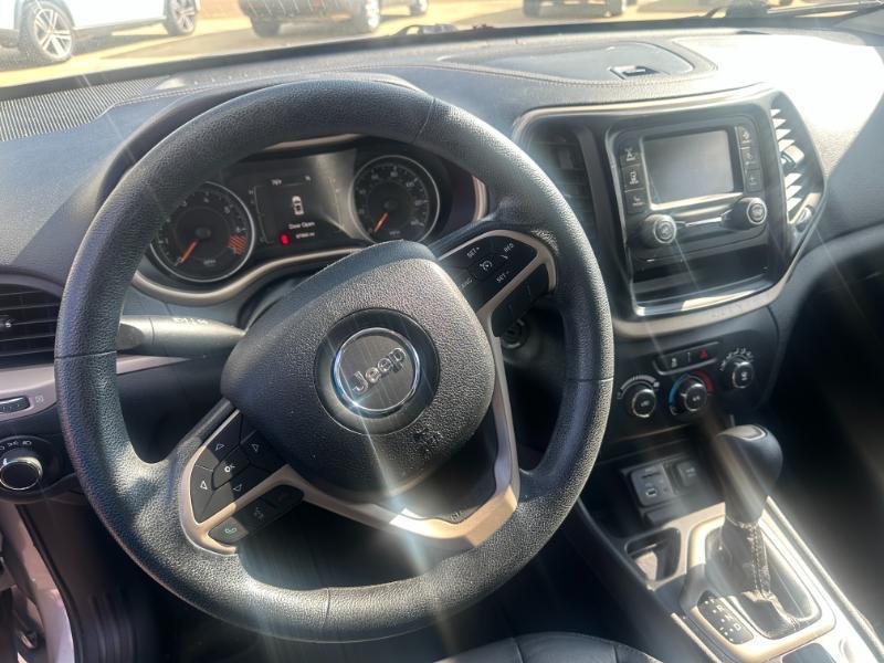 Jeep Cherokee  2015