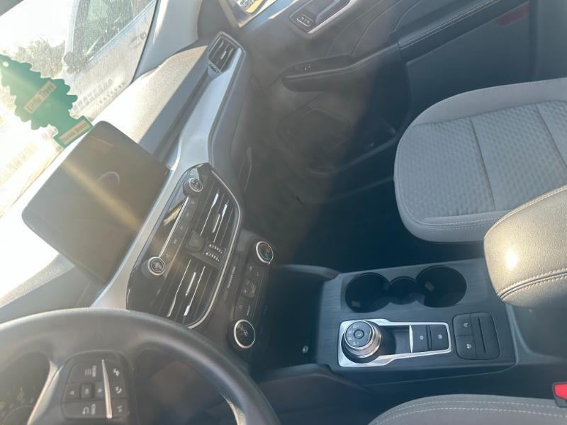 Ford Escape  2022