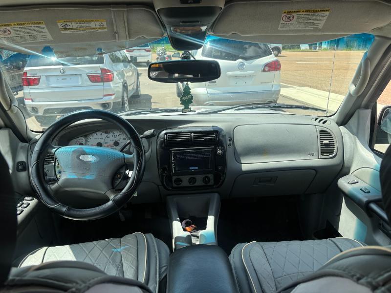 Ford Explorer Sport  2003