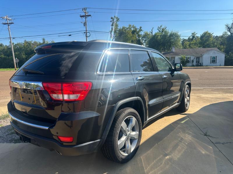 Jeep Grand Cherokee  2011