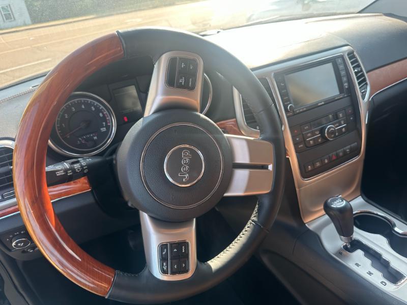 Jeep Grand Cherokee  2011