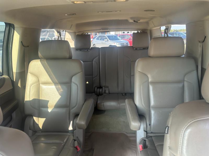 Chevrolet Suburban  2016