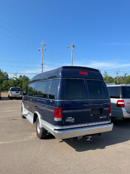 Ford Econoline  2012