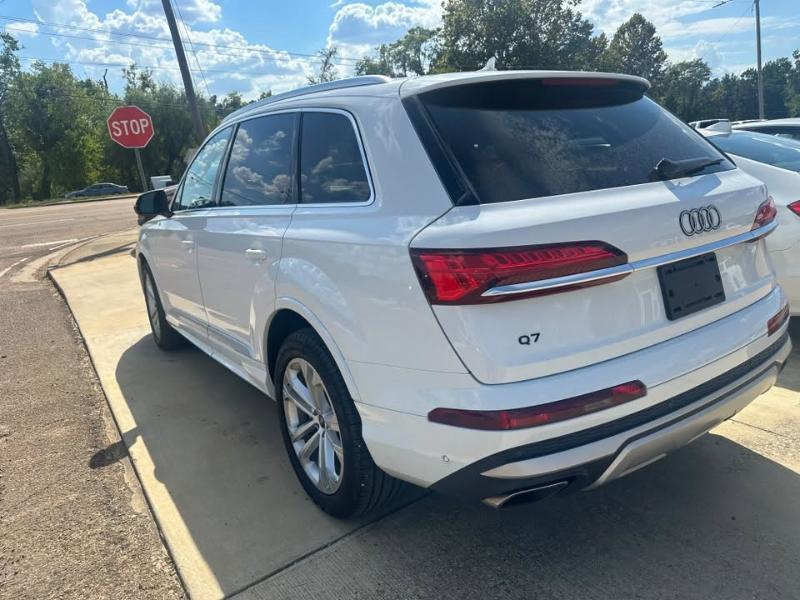 Audi Q7  2025