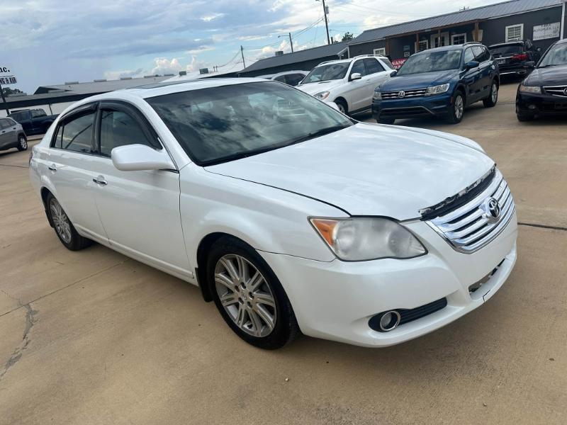 Toyota Avalon  2008