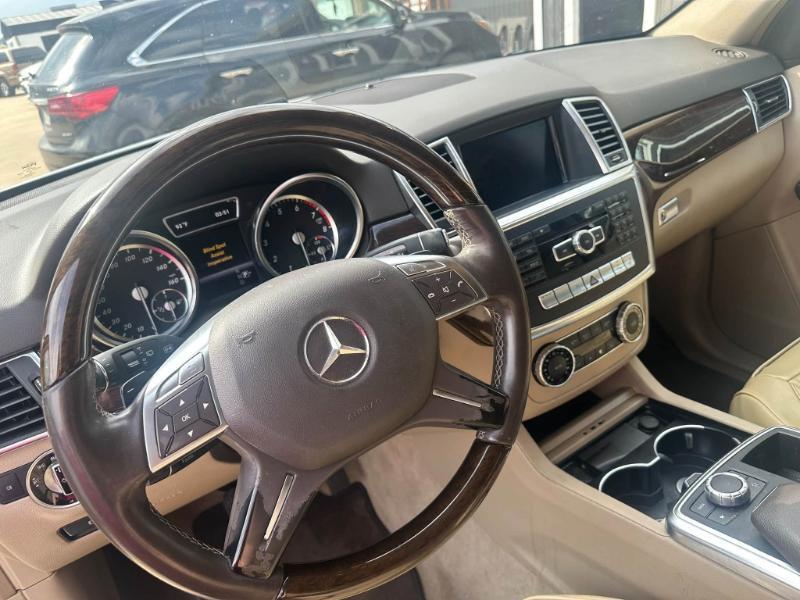 Mercedes-Benz M-Class  2013