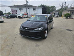 2022 Chrysler Voyager 