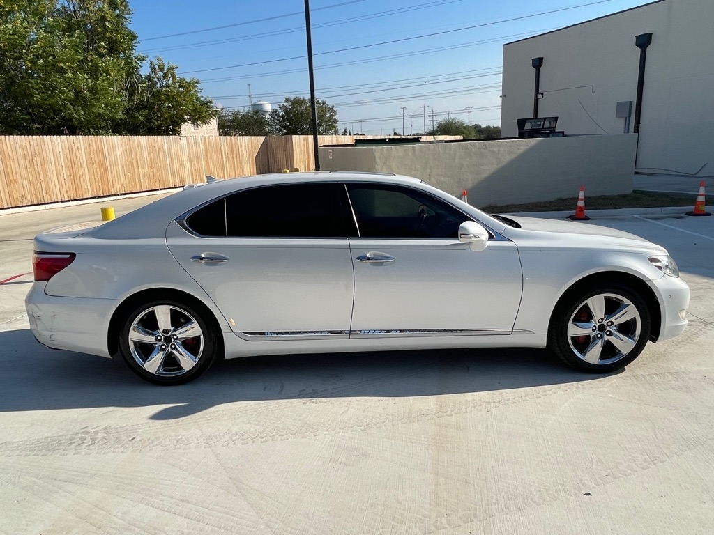 Lexus LS 460 L Luxury Sedan 2010 Lexus LS 460 L Luxury Sedan 2010